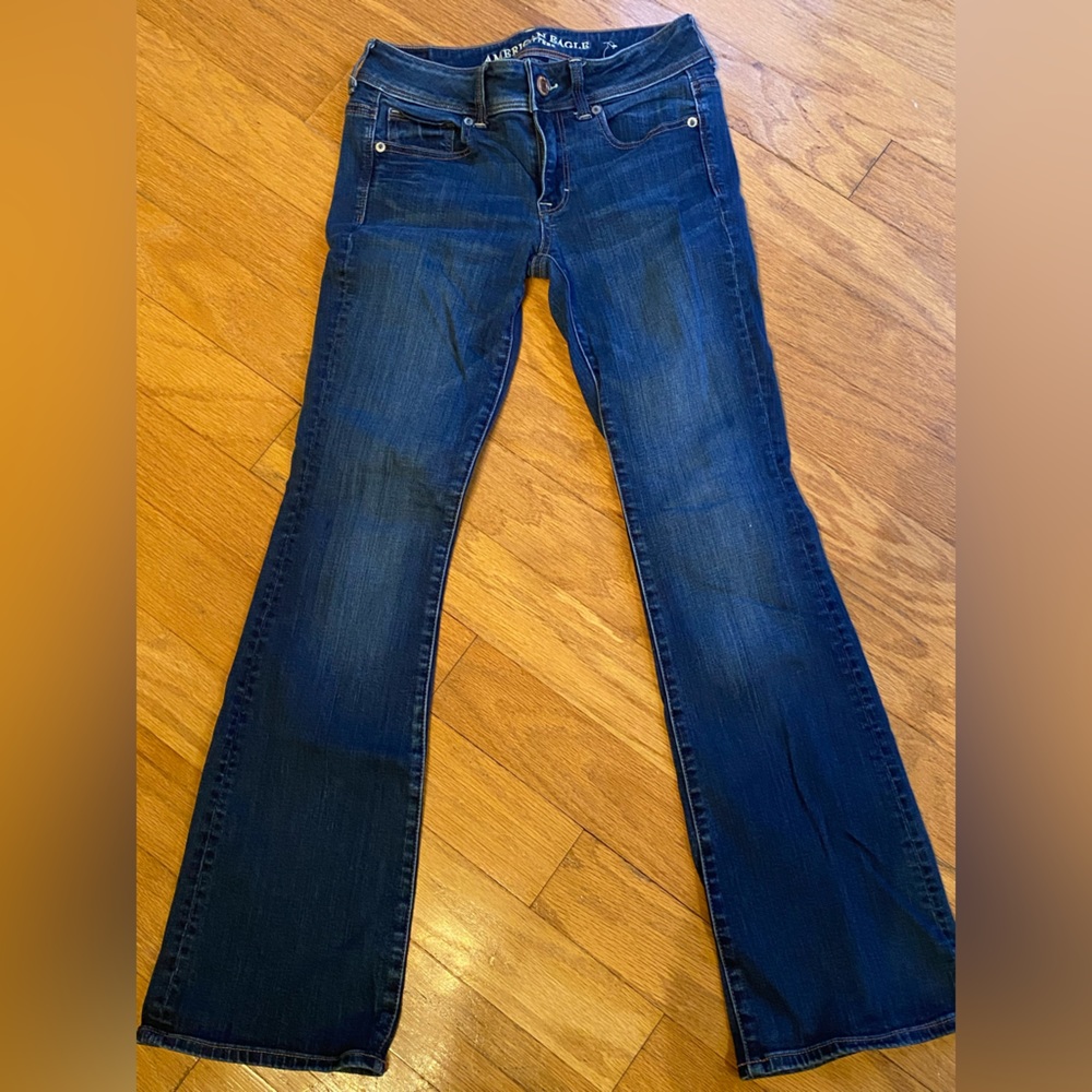 American Eagle, size 2 short bootcut jeans
